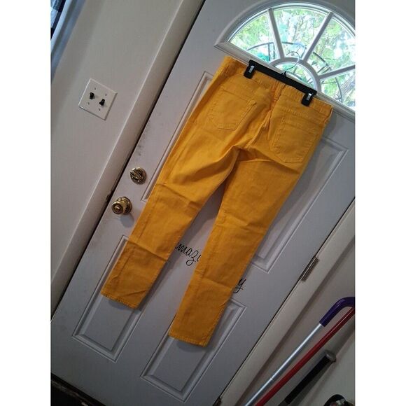 Encore Jeans Yellow Juniors 15 Super Stretchy - Picture 6 of 6